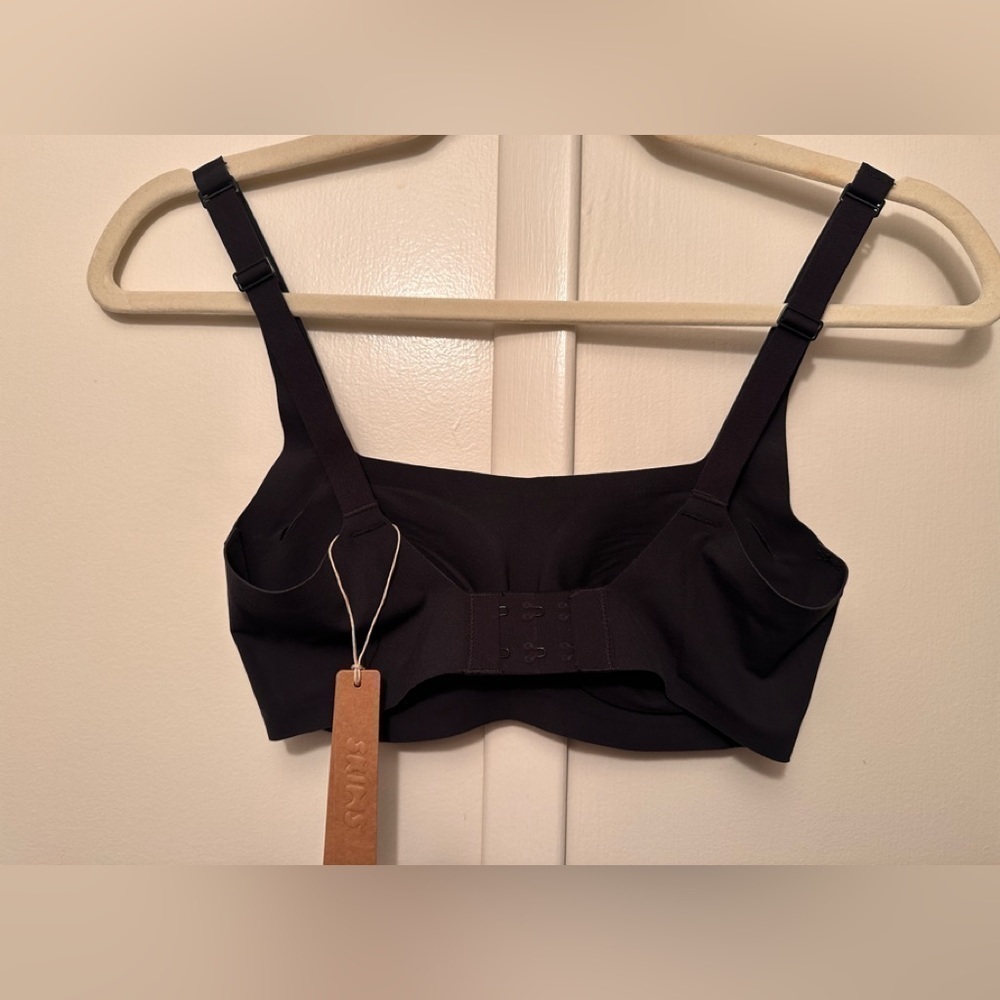🖤 SKIMS Naked Scoop Bra | Onyx Tone | XS | NWT | Minor Front Flaw Disclosed